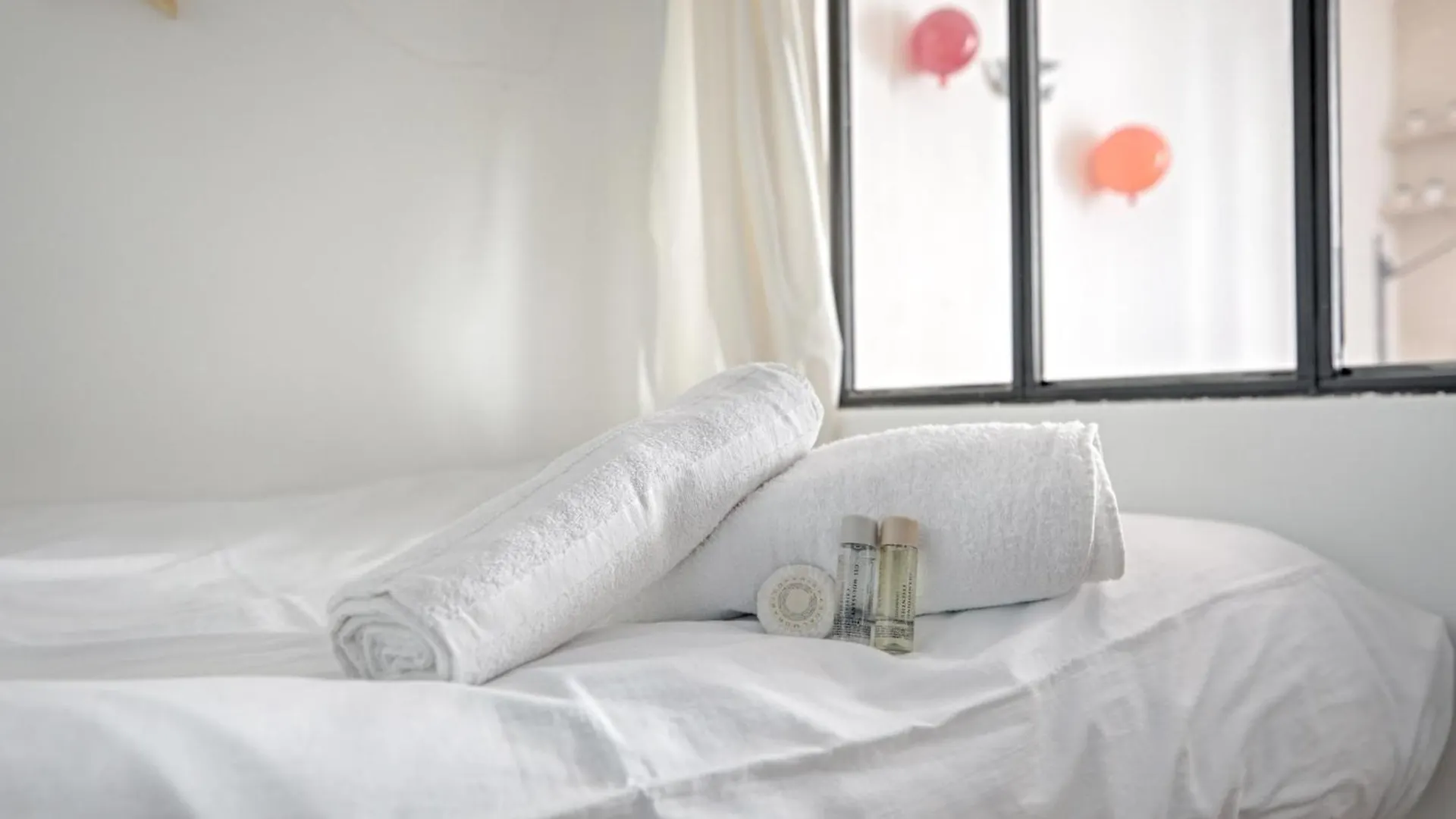 Studio Loft Des Combes - Welkeys Apartment *